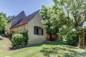 Maison avec un grand jardin en pleine nature